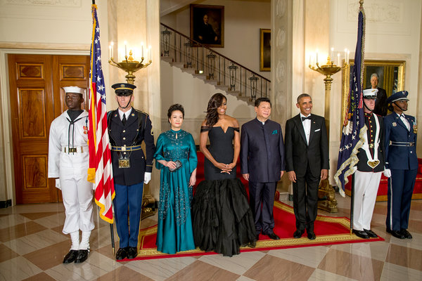 彭丽媛与米歇尔