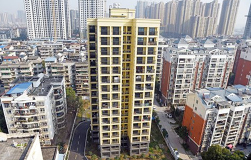 小城市吸引人才_英语新闻