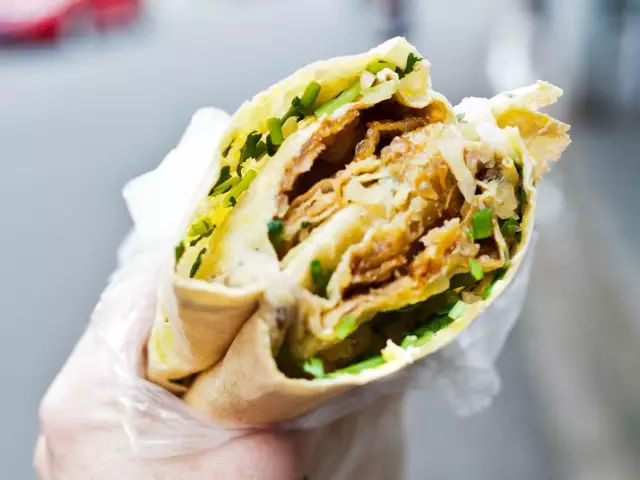 煎饼馃子有了技术规范 薄饼直径不小于38cm