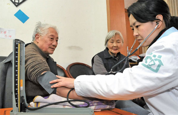 2019年全国统一的城乡居民医保制度全面启动实施