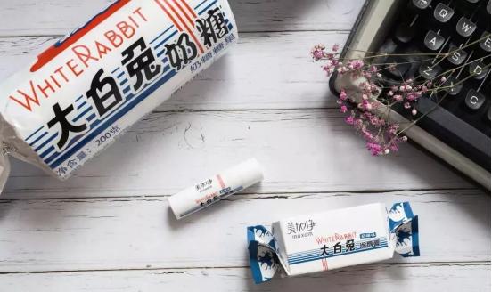 大白兔润唇膏上线“秒没”！网友：下线速度比上线速度快不少