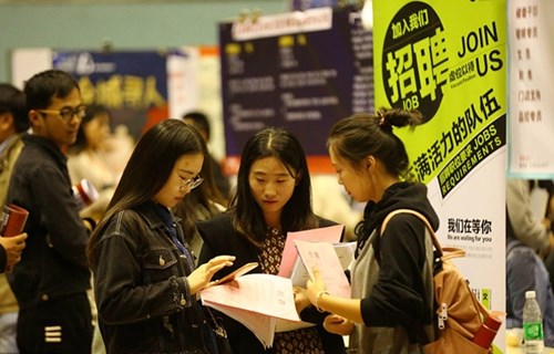 2019年全国高校毕业生834万，没毕业就已经失业了吗?