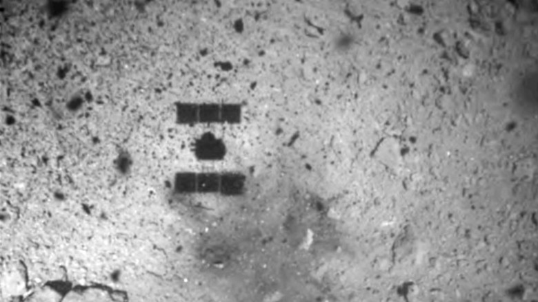 日本宇宙飞船完成小行星着陆
